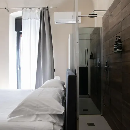 Apartament Elegant Few Steps From Bari's Heart Bari