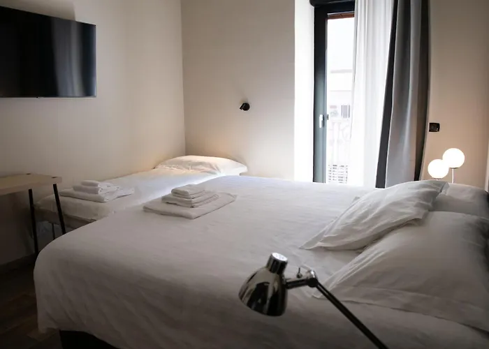 Elegant Few Steps From Bari's Heart