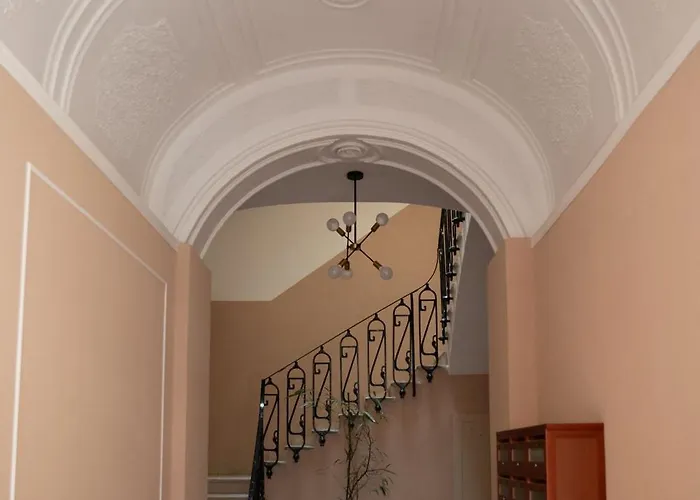 Elegant Few Steps From Bari's Heart Бари